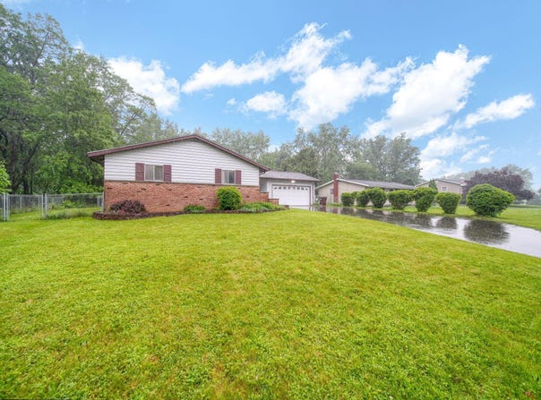 4109 Spring Arbor Road, Jackson, MI 49201