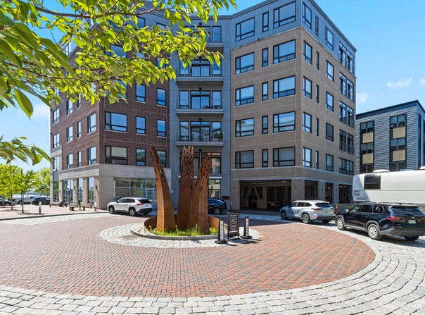 166 Fore Street, Portland, ME 04101
