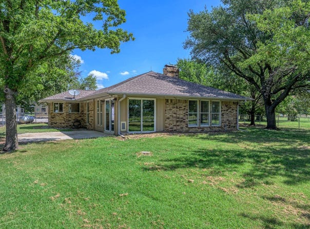 11308 Dane Rd, Pilot Point, TX 76258