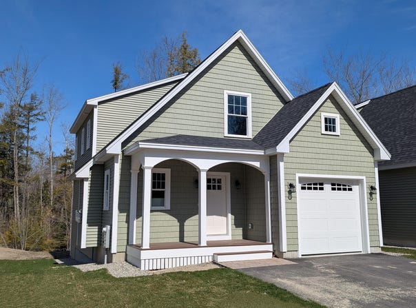 4 Cortland Place, Standish, ME 04084