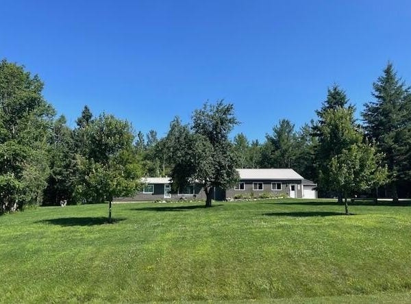 1391 Mann Road, Cheboygan, MI 49721