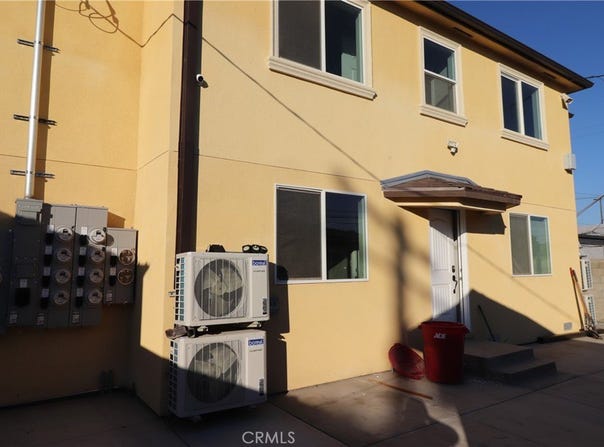 295 E Lerdo, Shafter, CA 93263