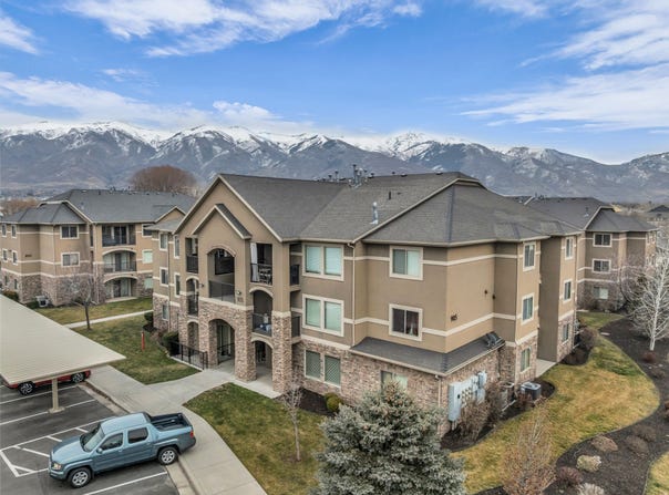 905 S MAIN St, Layton, UT 84041