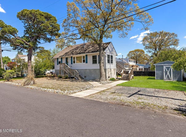 19 Ardmore Drive, Brick, NJ 08723