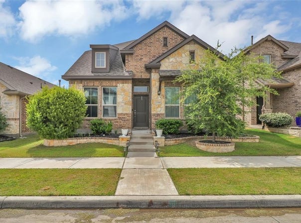 12344 Iveson Drive, Fort Worth, TX 76052