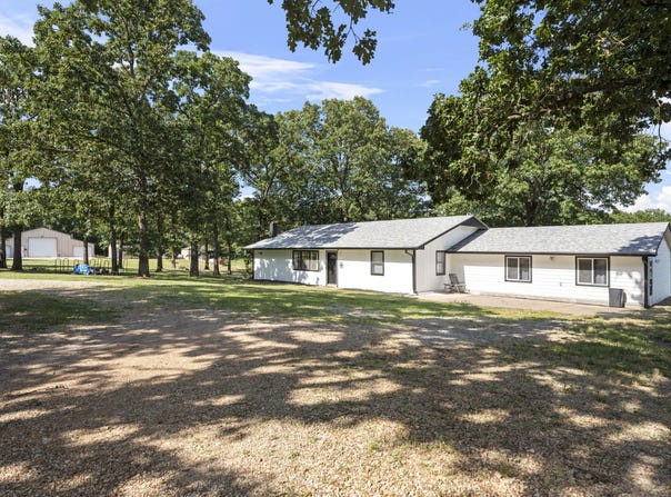 32580 S 624 Road, Grove, OK 74344