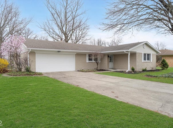 1313 Roseway Drive, Indianapolis, IN 46219