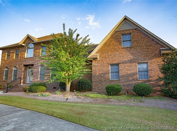 1110 Spanish Oak Lane, Lumberton, NC 28358