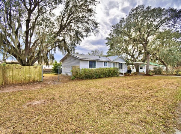 337 SWINGLE STREET, FROSTPROOF, FL 33843