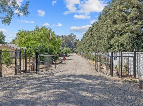 8519 E Olive Avenue, Fresno, CA 93737