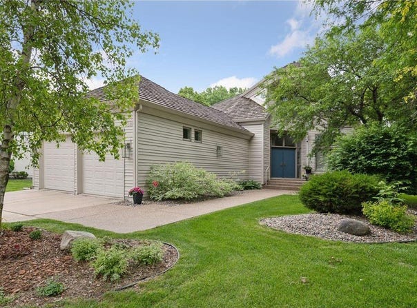 3490 Fairway Lane, Minnetonka, MN 55305