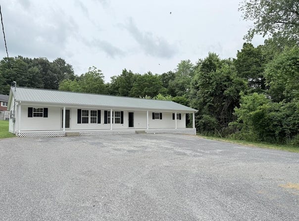 198 West Cumberland Avenue, Jamestown, KY 42629