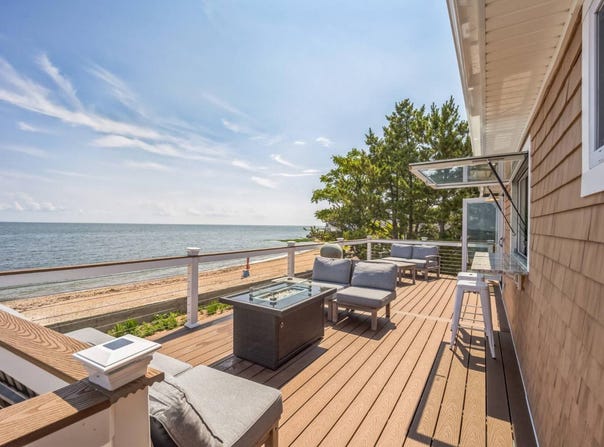 74 Morgan Ave, East Haven, CT 06512