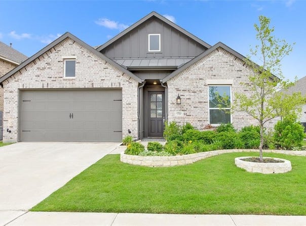 3728 Cherry Hills Drive, Sherman, TX 75090