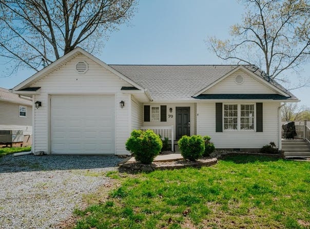 70  Little John Dr., Gilbertsville, KY 42044
