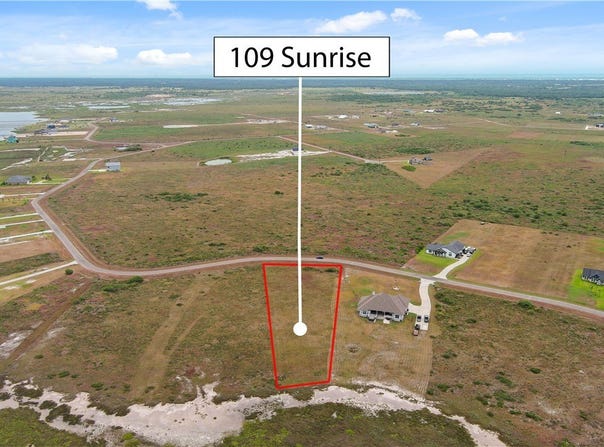 109 Sunrise Drive, Rockport, TX 78382