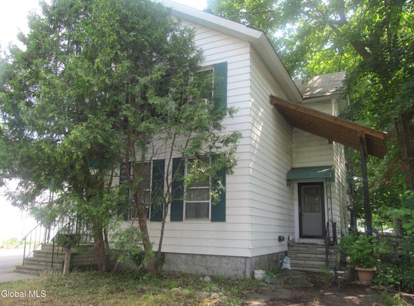 35 Cherry Street, Glens Falls, NY 12801