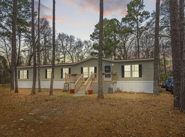 2027 Vaught Ridge Rd., Longs, SC 29568