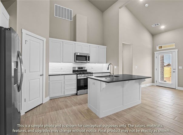 1921 Lapis Avenue, Centerton, AR 72719