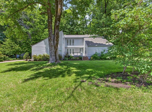3121 BEECHRUN Dr, Memphis, TN 38128