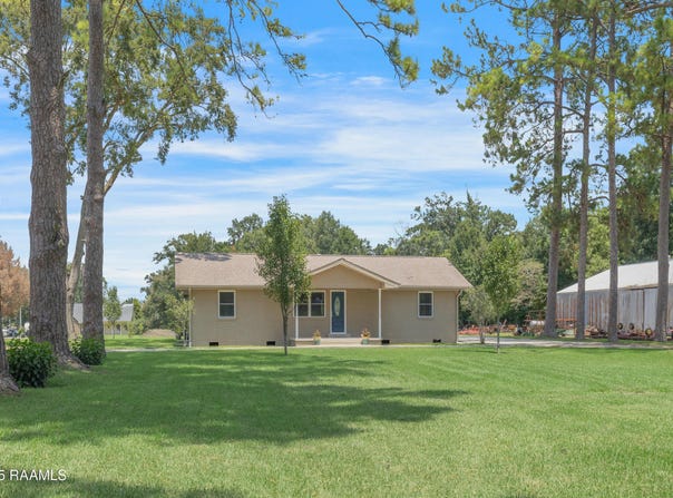 3607 E Old Spanish Trail, New Iberia, LA 70560