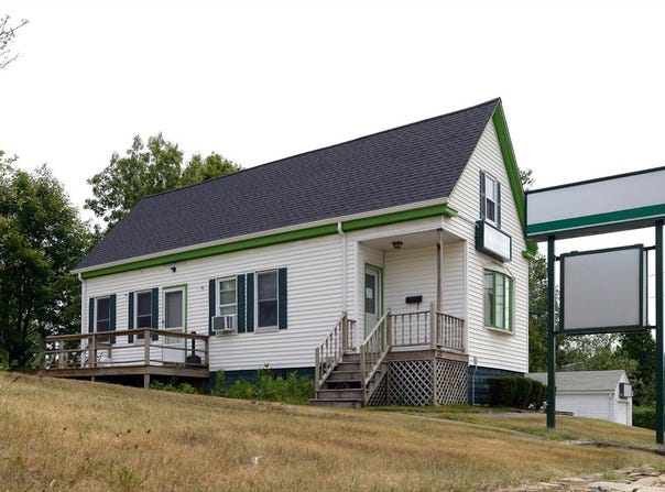 140 Brockton Ave, Abington, MA 02351