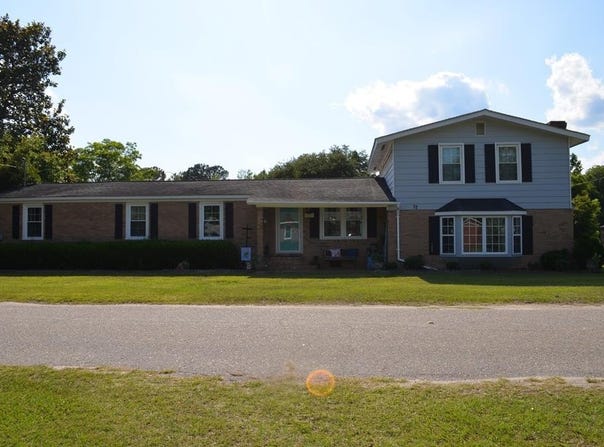 17 Tucker Street, Greeleyville, SC 29056