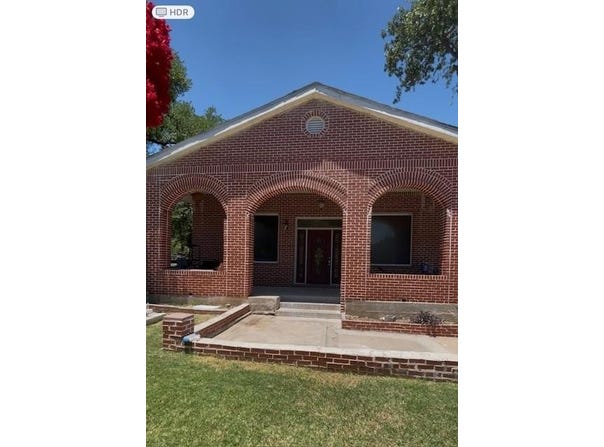 7508 Foster Drive NW, Lake Worth, TX 76135