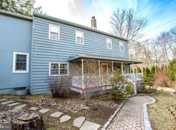 242 S SUGAN ROAD, NEW HOPE, PA 18938