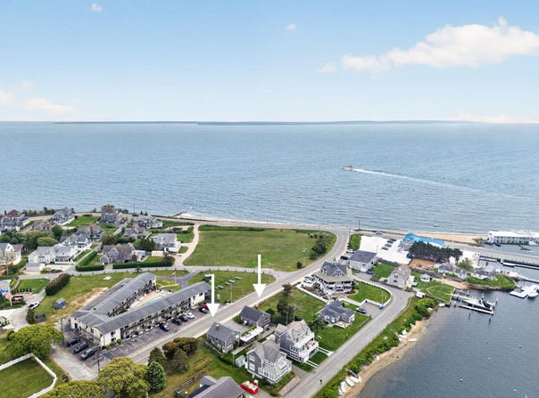 424 & 426 Grand Avenue, Falmouth, MA 02540