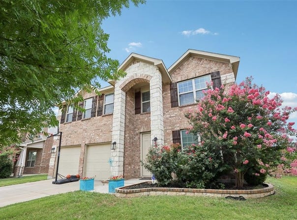 4325 Leeds Drive, Crowley, TX 76036