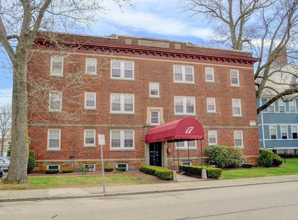 17 Greenleaf, Quincy, MA 02169