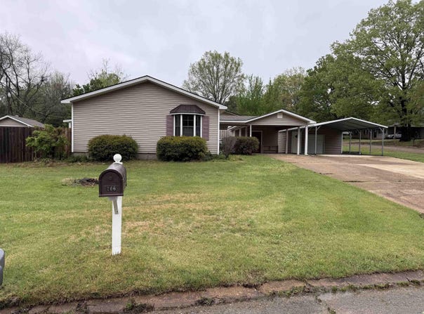 206 Maple Drive, Wynne, AR 72396