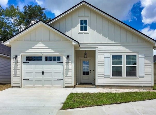 171 Timber Ridge Drive, Thomasville, GA 31757