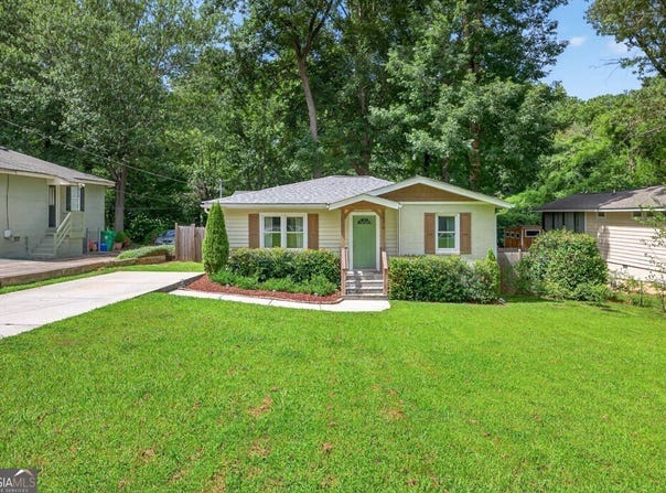 2976 Lowrance, Decatur, GA 30033
