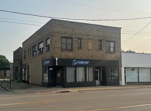 1002 E State, ROCKFORD, IL 61107