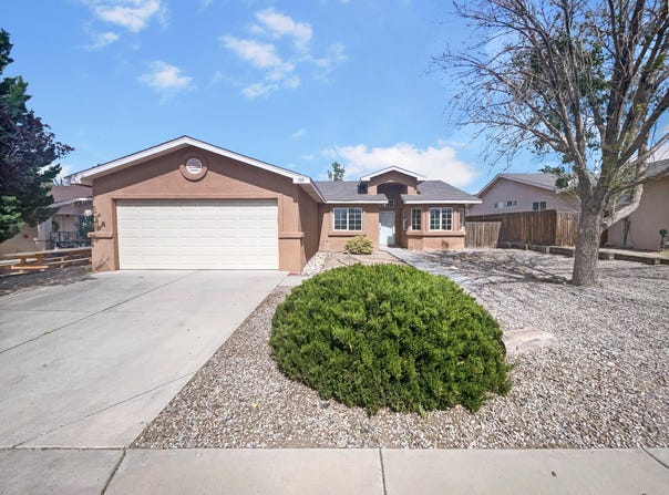 1519 SECRET VALLEY Drive SW, Albuquerque, NM 87121