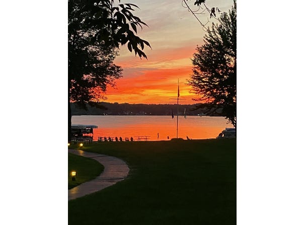 S75w17653 Harbor Cir, Muskego, WI 53150