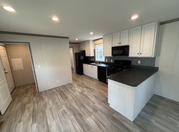 261 Cambridge, Dimondale, MI 48821