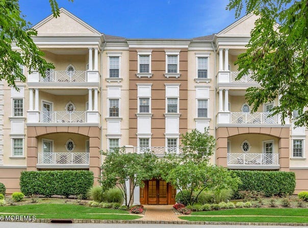 1021 Oval Road, Manasquan, NJ 08736