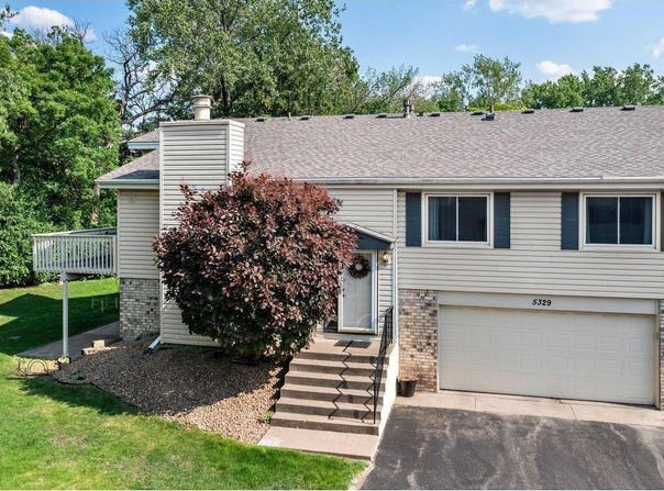 5329 Beachside Drive, Minnetonka, MN 55343