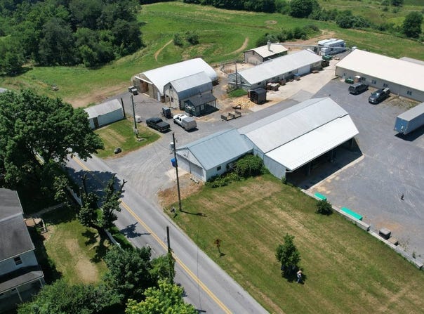 40 Running Pump Rd, Newville, PA 17241