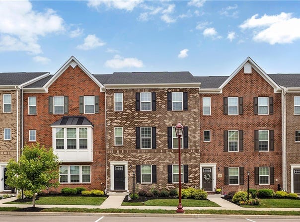 222 Amon St, Cranberry Twp, PA 16066