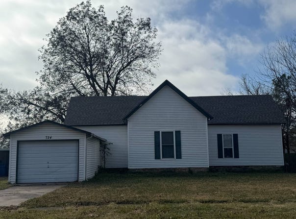 724 E. Delaware Ave, McAlester, OK 74501