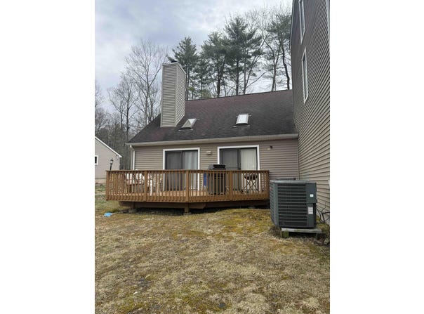 3322 Windermere Drive, Bushkill, PA 18324