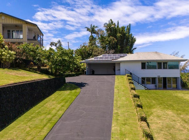 224 PAUKAA DR, Hilo, HI 96720