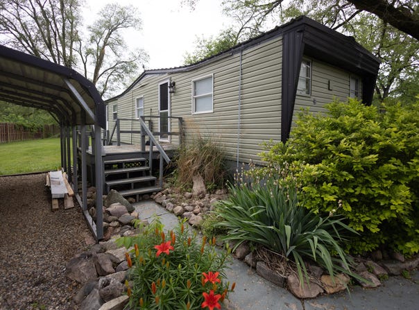 425 Clinton Street, Mendon, MI 49072