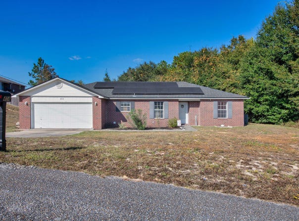 404 Bobby Drive, Crestview, FL 32536