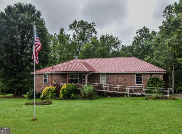 223 Ward, Williamson, GA 30292