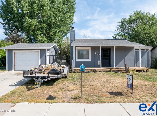 209 Redwood E, Gillette, WY 82718